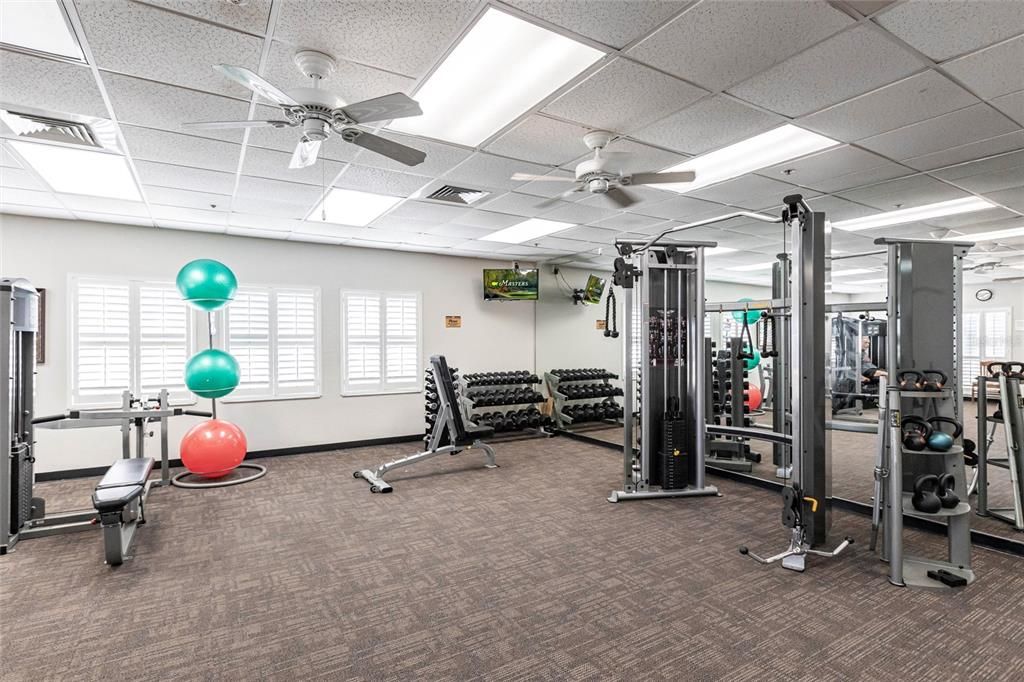 For Sale: $299,900 (2 beds, 2 baths, 1389 Square Feet)