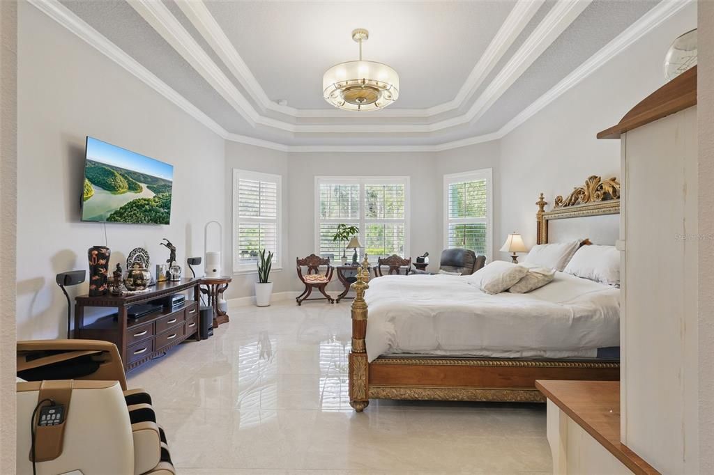 For Sale: $1,175,000 (5 beds, 4 baths, 3237 Square Feet)