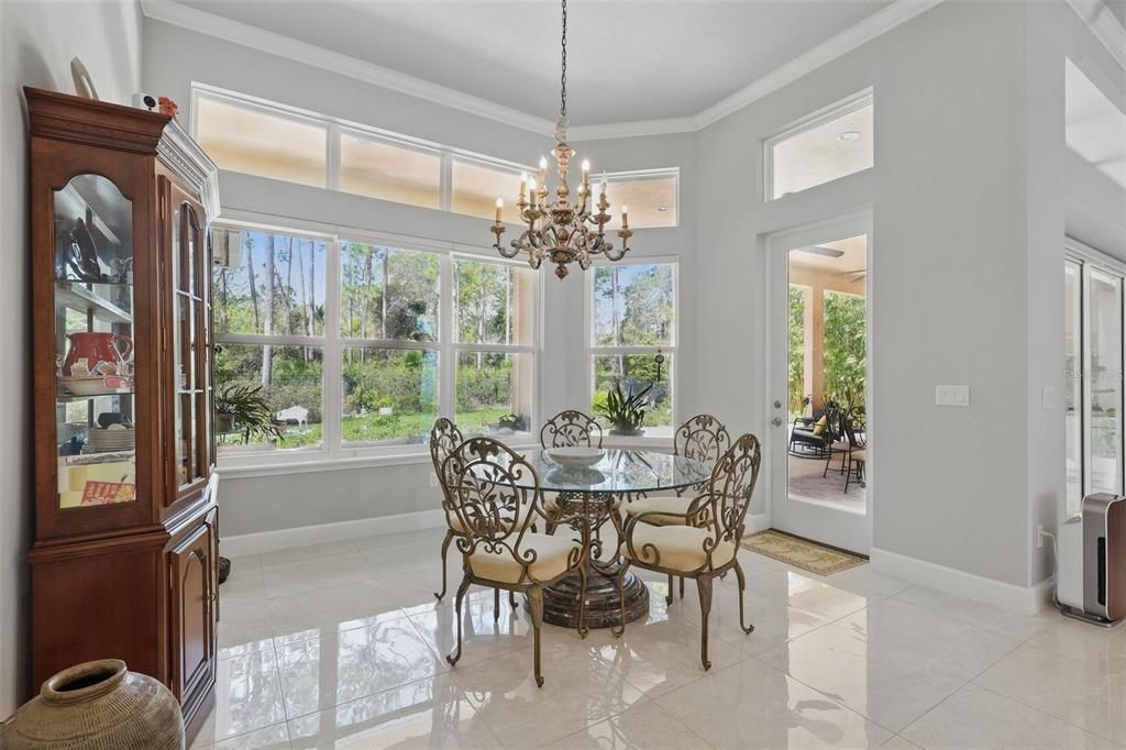 For Sale: $1,175,000 (5 beds, 4 baths, 3237 Square Feet)