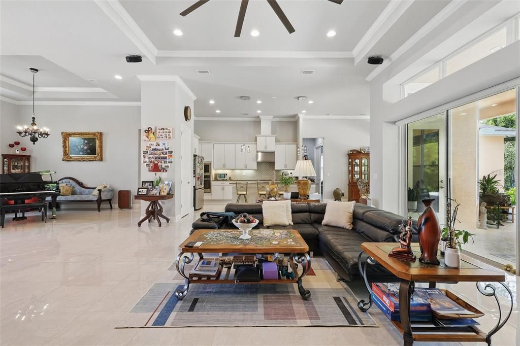 For Sale: $1,175,000 (5 beds, 4 baths, 3237 Square Feet)