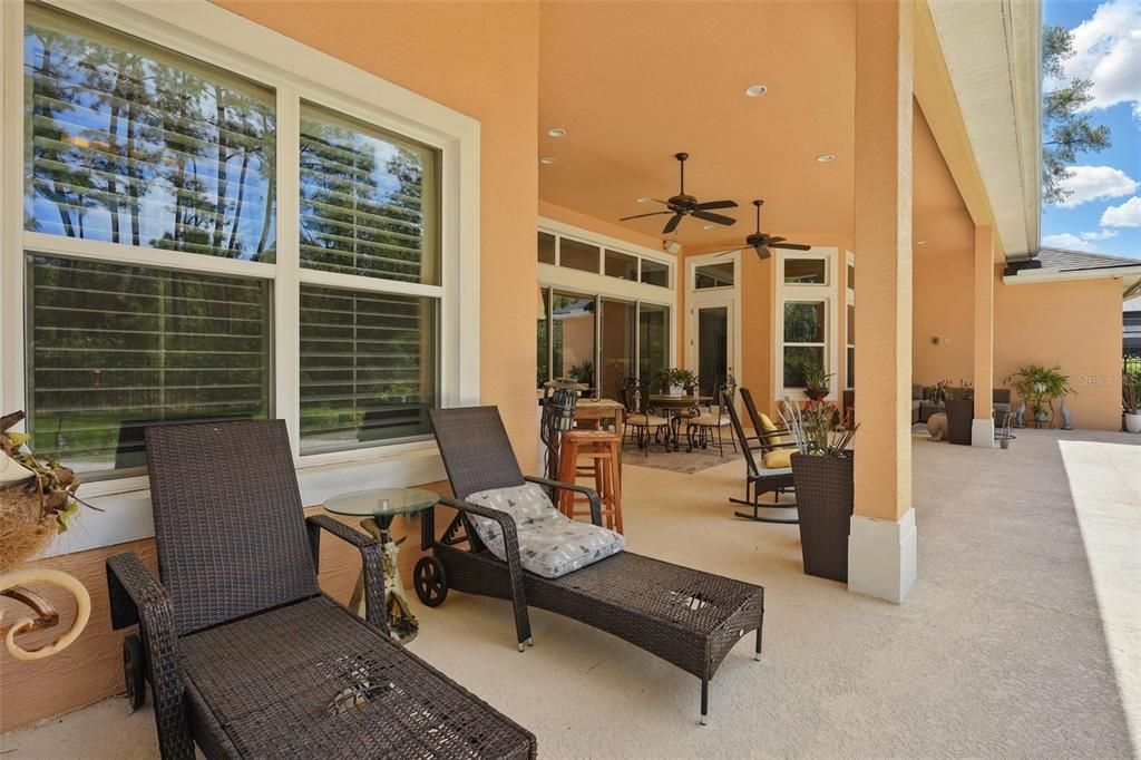 For Sale: $1,175,000 (5 beds, 4 baths, 3237 Square Feet)