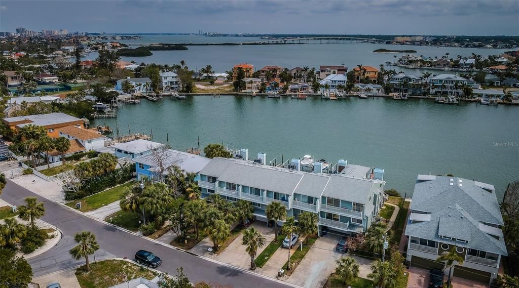 待售: $799,000 (2 贝兹, 3 浴室, 1330 平方英尺)