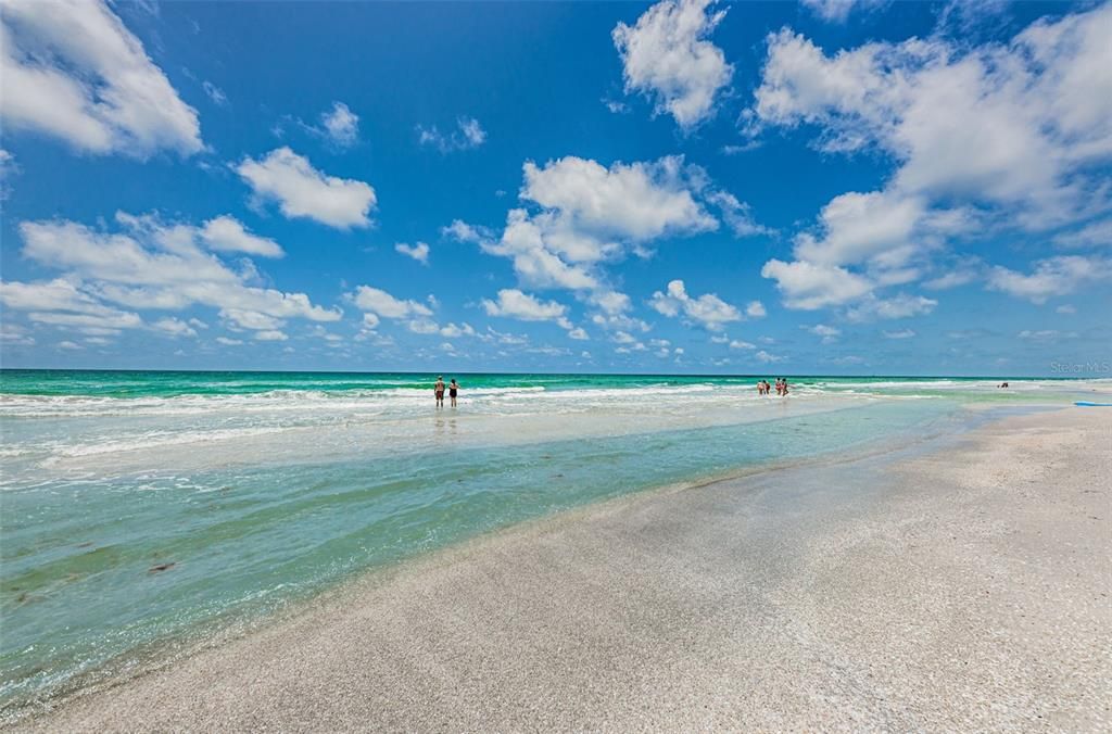 待售: $799,000 (2 贝兹, 3 浴室, 1330 平方英尺)