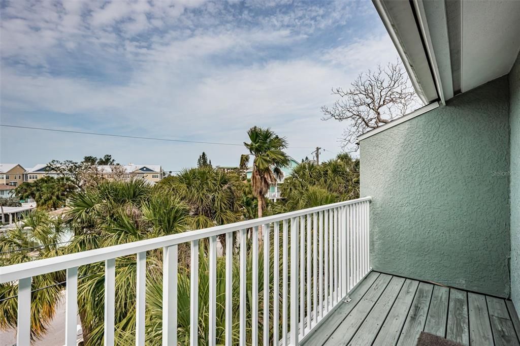 待售: $799,000 (2 贝兹, 3 浴室, 1330 平方英尺)