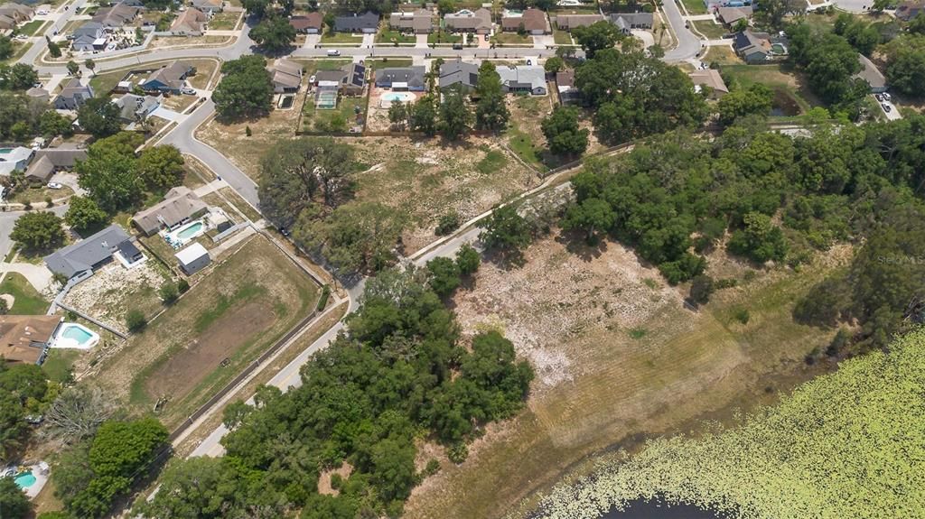 Под контрактом: $395,000 (2.78 acres)