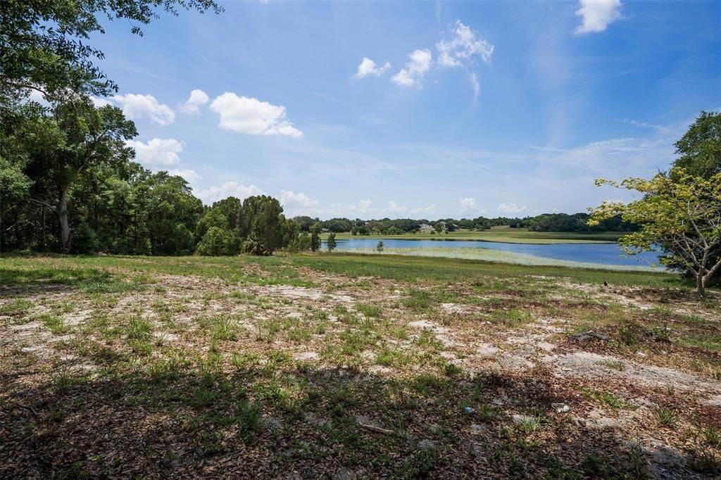 Под контрактом: $395,000 (2.78 acres)