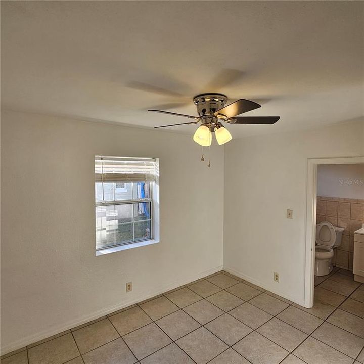 Activo con contrato: $2,000 (3 camas, 2 baños, 1152 Pies cuadrados)