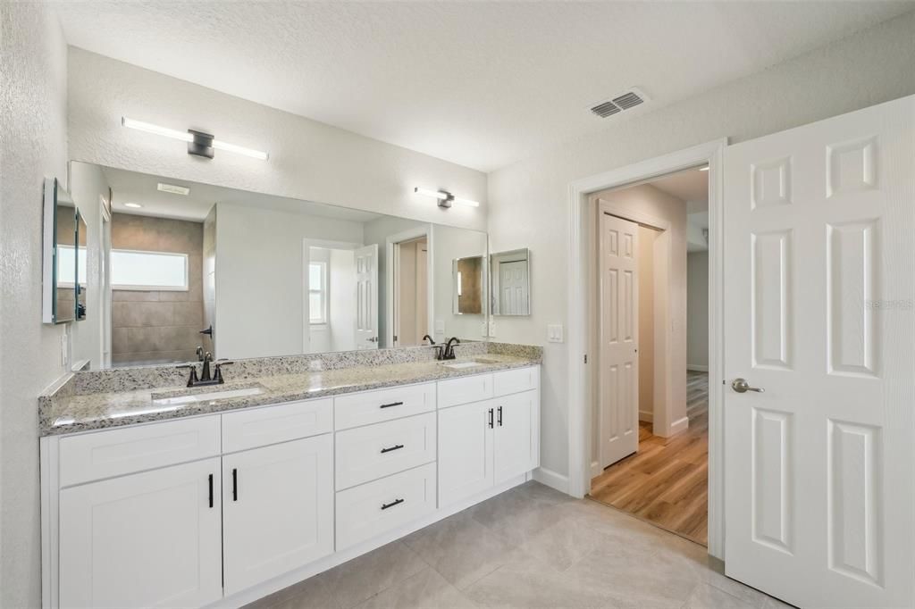 For Sale: $379,900 (3 beds, 2 baths, 1745 Square Feet)