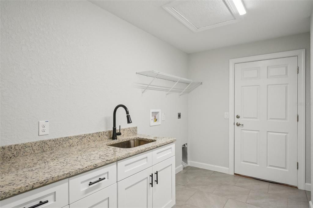 For Sale: $379,900 (3 beds, 2 baths, 1745 Square Feet)