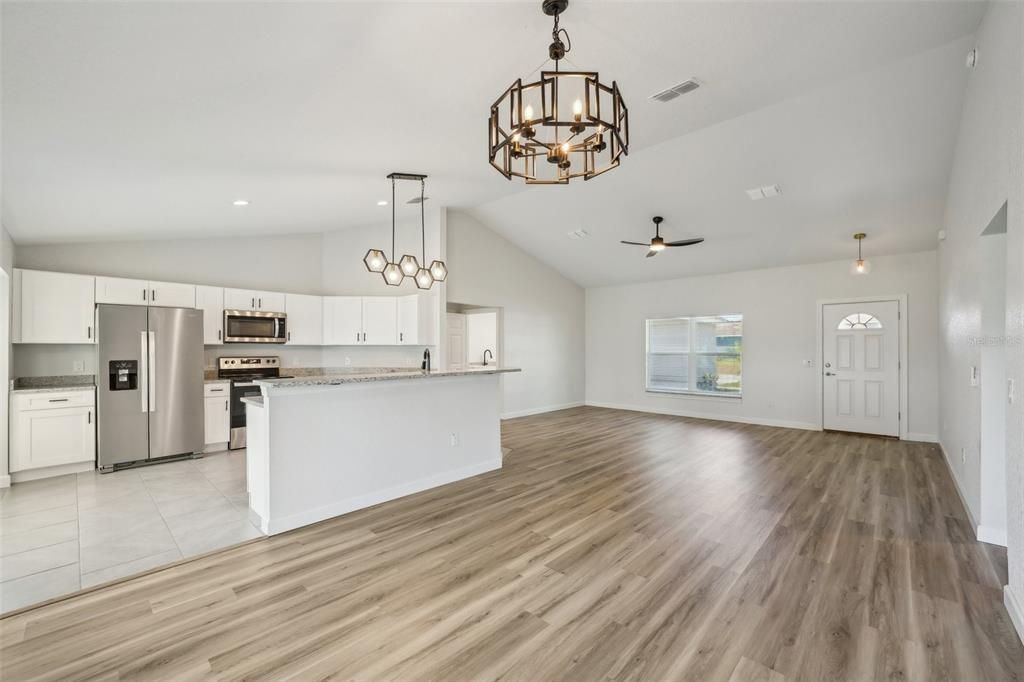 For Sale: $379,900 (3 beds, 2 baths, 1745 Square Feet)