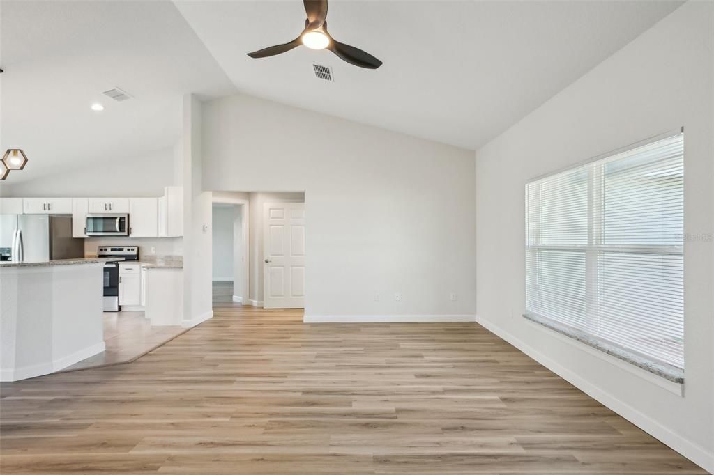 For Sale: $379,900 (3 beds, 2 baths, 1745 Square Feet)