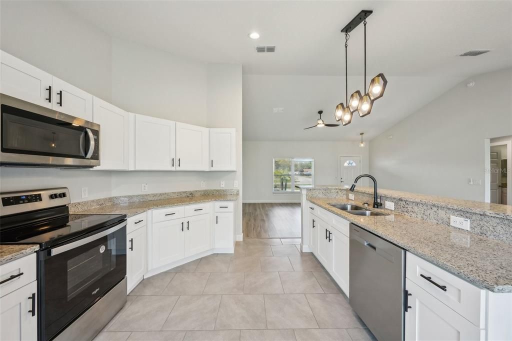 For Sale: $379,900 (3 beds, 2 baths, 1745 Square Feet)