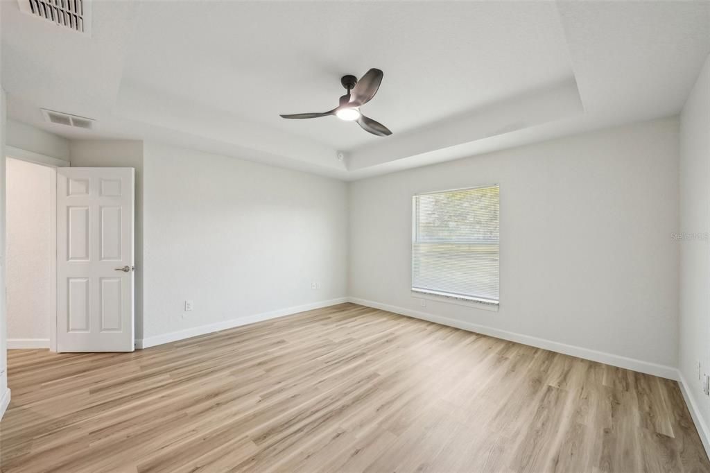 For Sale: $379,900 (3 beds, 2 baths, 1745 Square Feet)