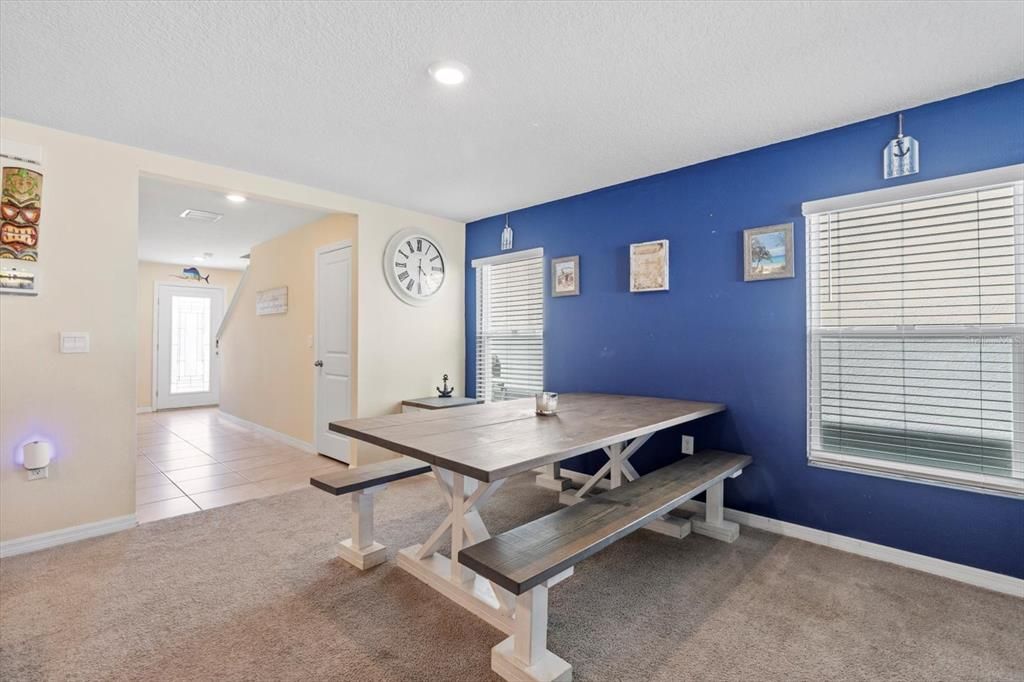 待售: $395,000 (5 贝兹, 3 浴室, 2447 平方英尺)