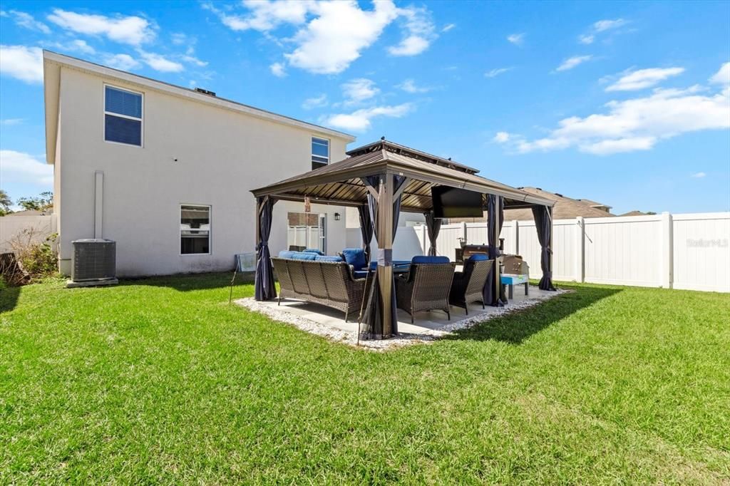 待售: $395,000 (5 贝兹, 3 浴室, 2447 平方英尺)