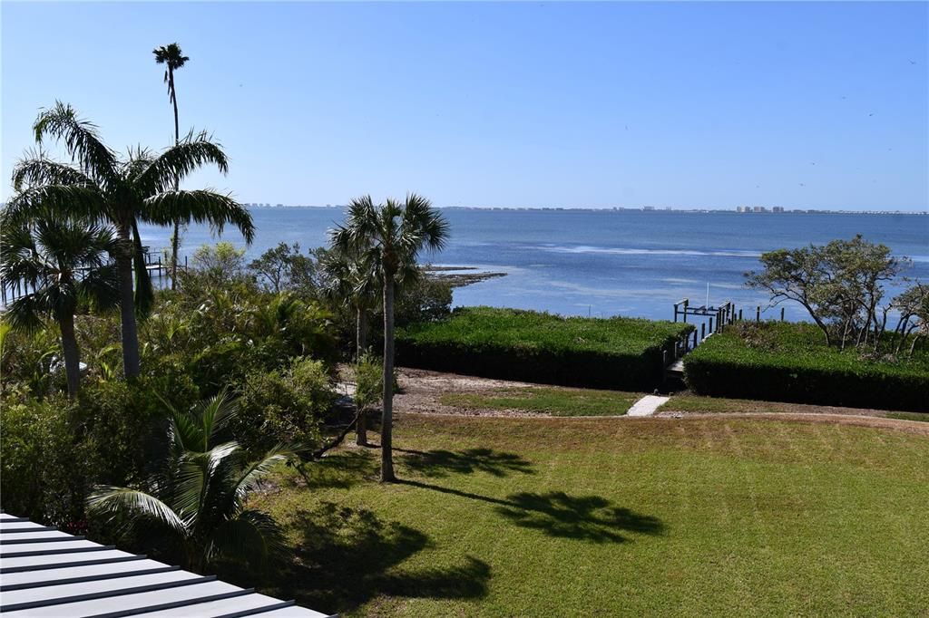 出租: $8,500 (3 贝兹, 2 浴室, 2574 平方英尺)