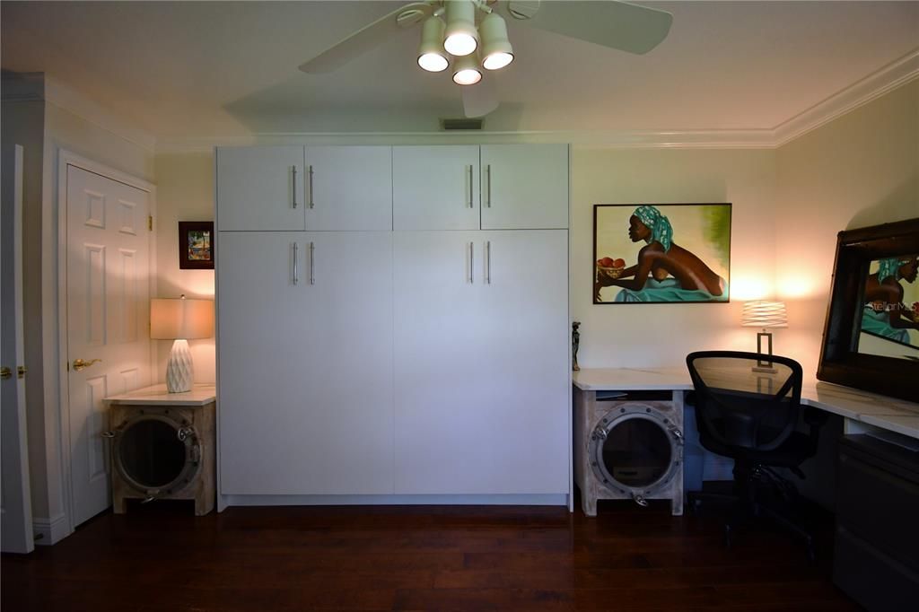 出租: $8,500 (3 贝兹, 2 浴室, 2574 平方英尺)