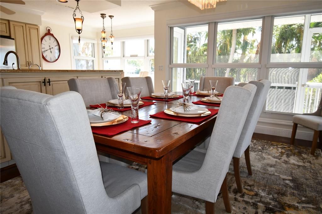 出租: $8,500 (3 贝兹, 2 浴室, 2574 平方英尺)