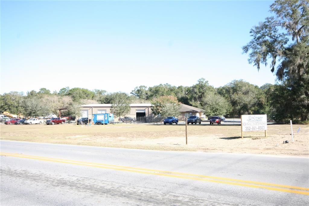 待售: $199,900 (1.50 acres)