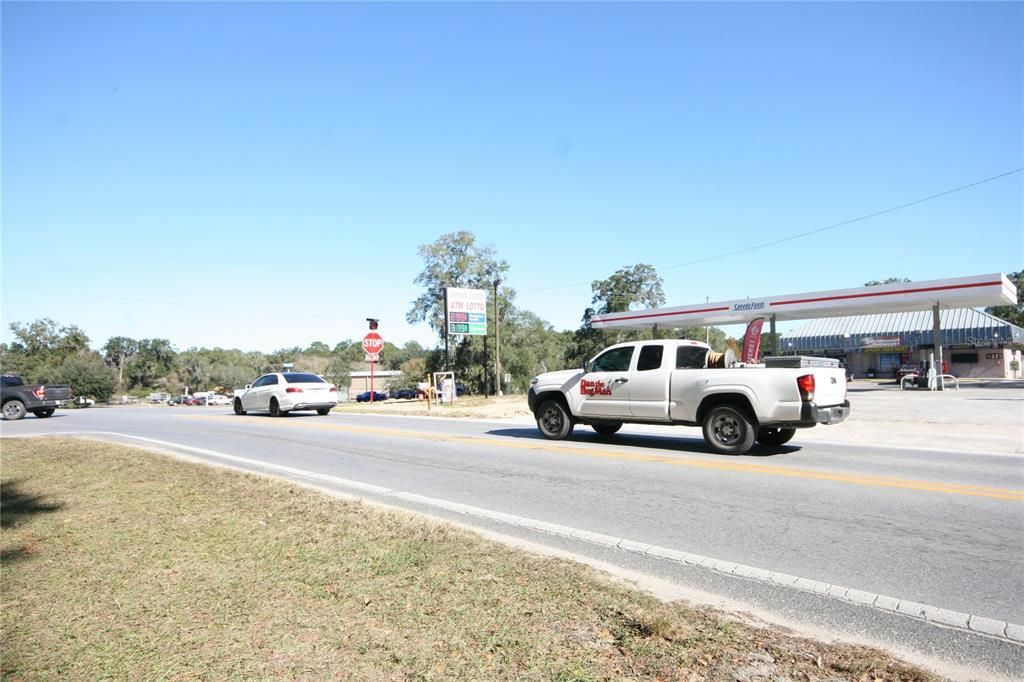 待售: $199,900 (1.50 acres)