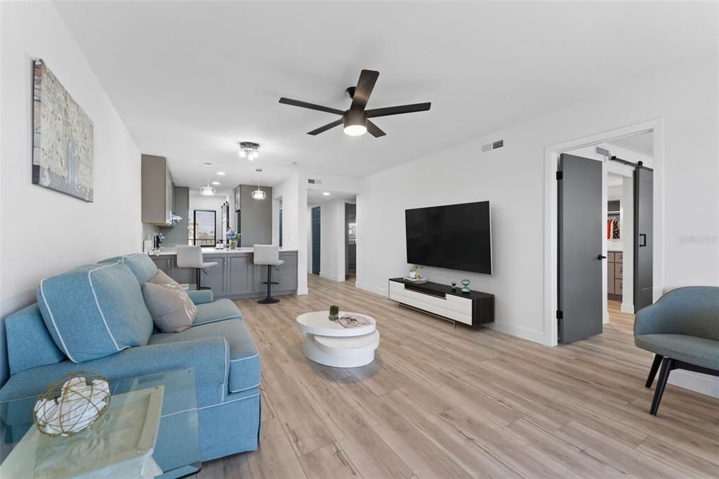 For Rent: $2,200 (2 beds, 2 baths, 1025 Square Feet)