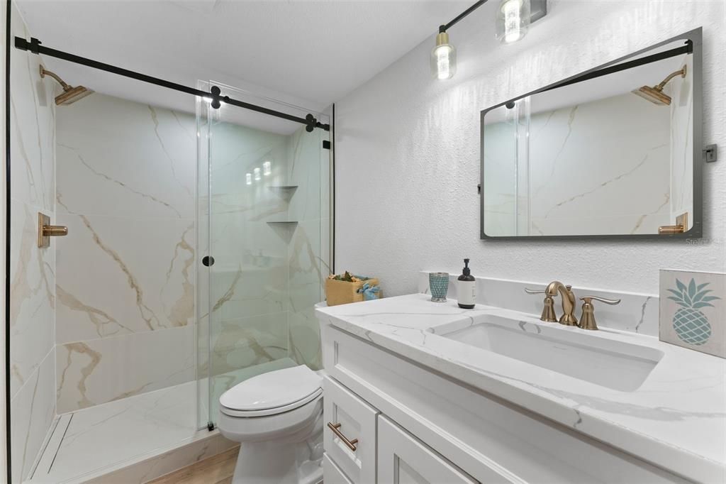 For Rent: $2,200 (2 beds, 2 baths, 1025 Square Feet)