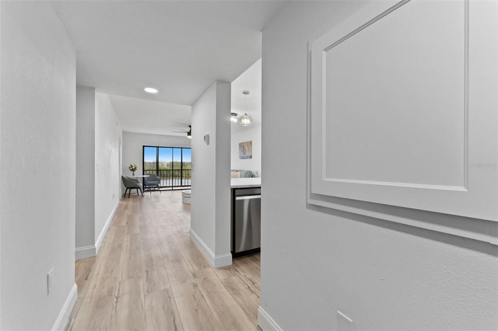 For Rent: $2,200 (2 beds, 2 baths, 1025 Square Feet)