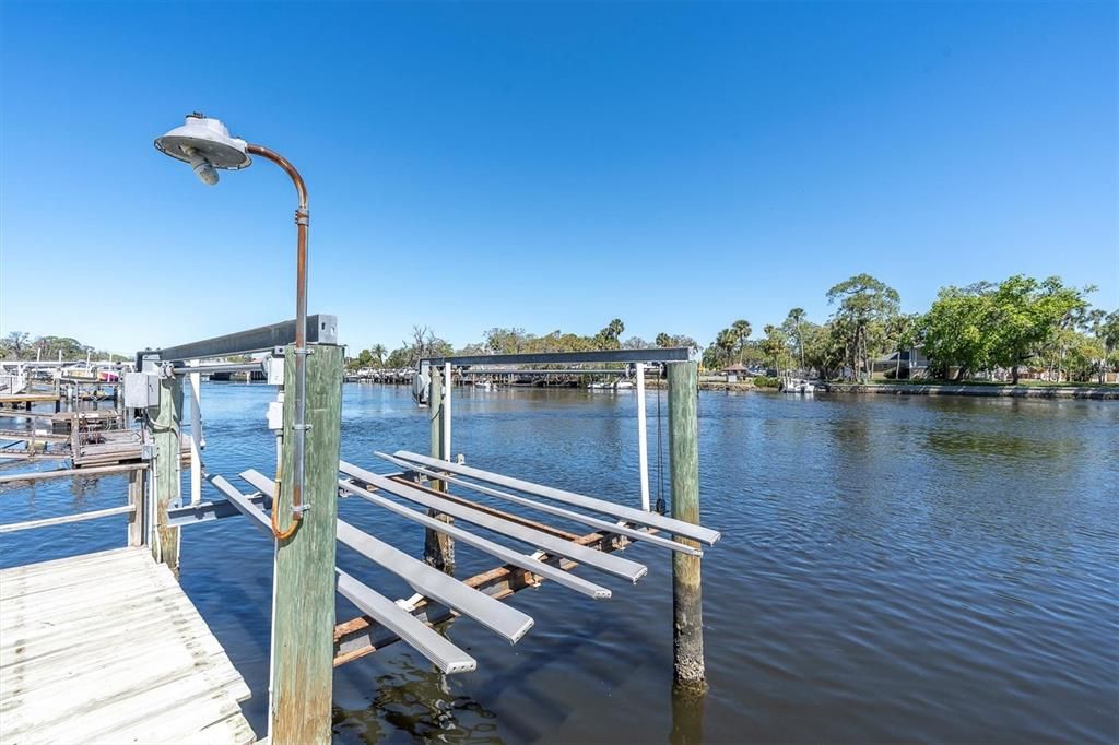 En Venta: $395,000 (0.24 acres)