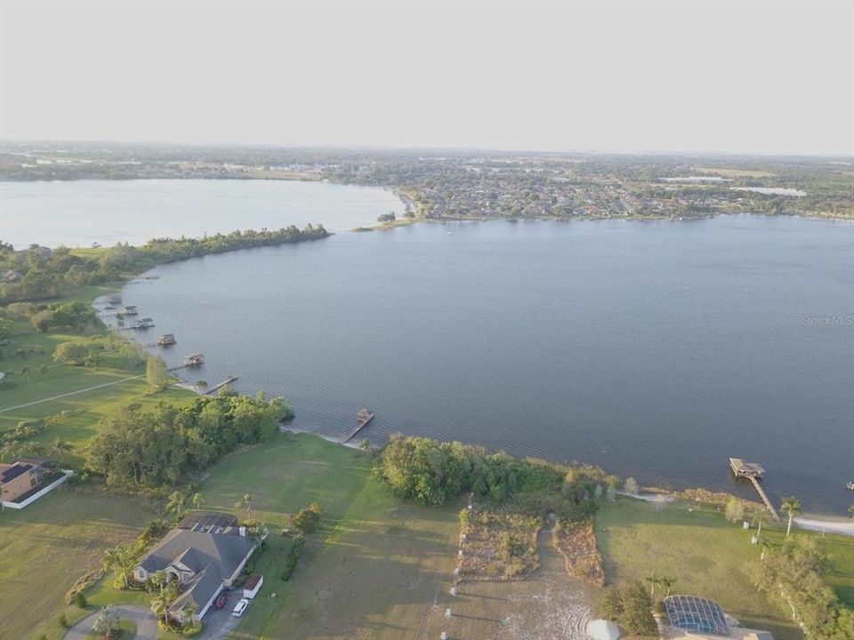 待售: $525,000 (2.36 acres)