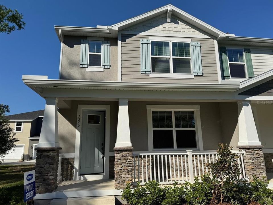 Recently Sold: $454,167 (4 beds, 2 baths, 1678 Square Feet)