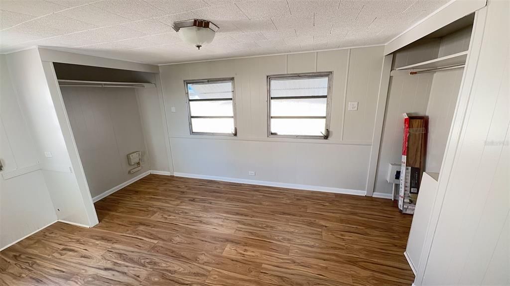 На продажу: $60,000 (1 спален, 1 ванн, 658 Квадратных фут)