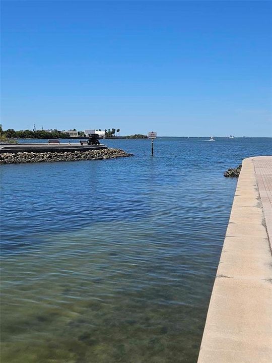 На продажу: $60,000 (1 спален, 1 ванн, 658 Квадратных фут)