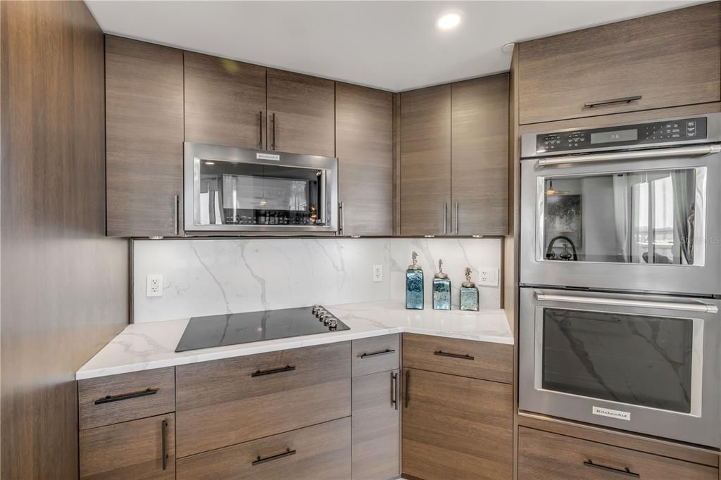 For Sale: $594,000 (3 beds, 3 baths, 2239 Square Feet)