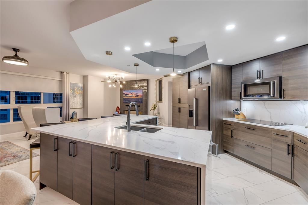 For Sale: $594,000 (3 beds, 3 baths, 2239 Square Feet)