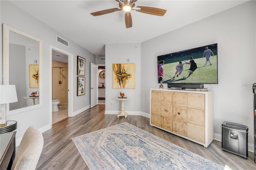 For Sale: $594,000 (3 beds, 3 baths, 2239 Square Feet)