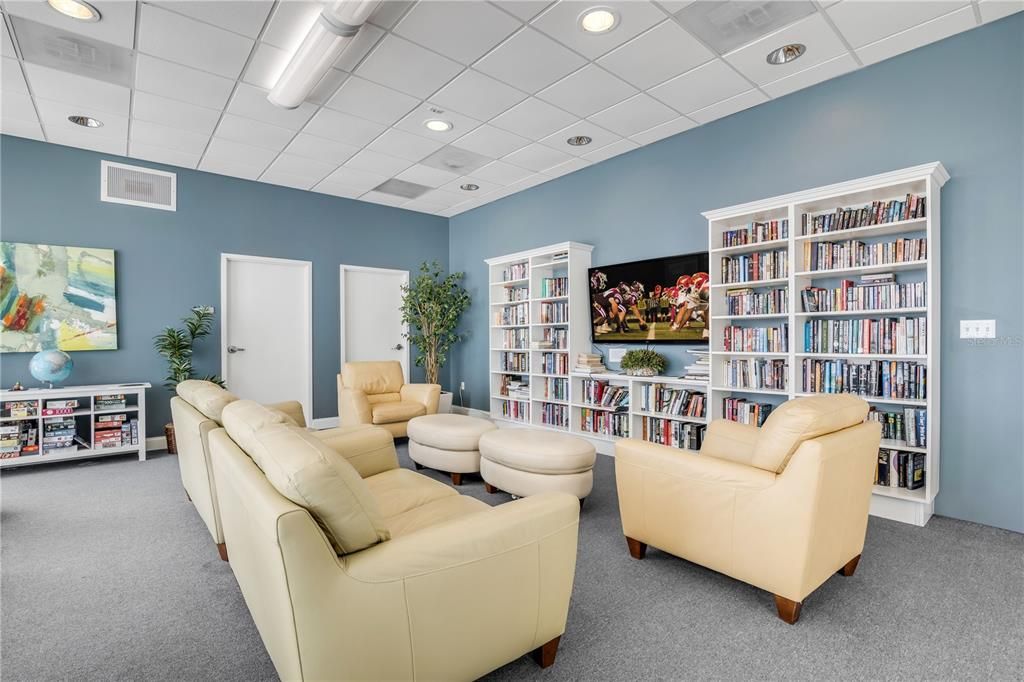 For Sale: $594,000 (3 beds, 3 baths, 2239 Square Feet)