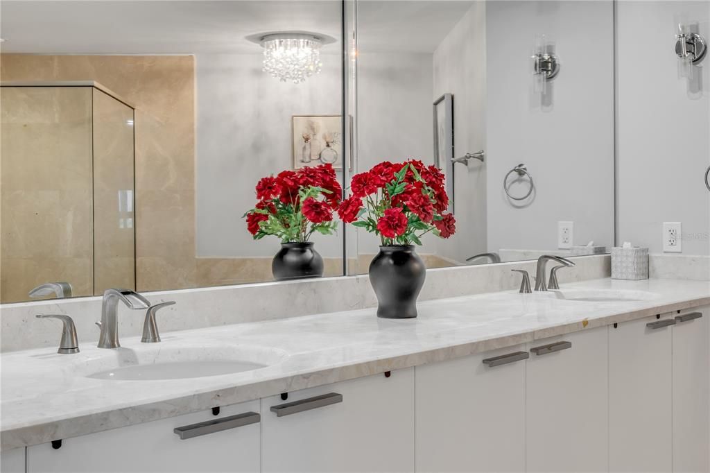 For Sale: $594,000 (3 beds, 3 baths, 2239 Square Feet)