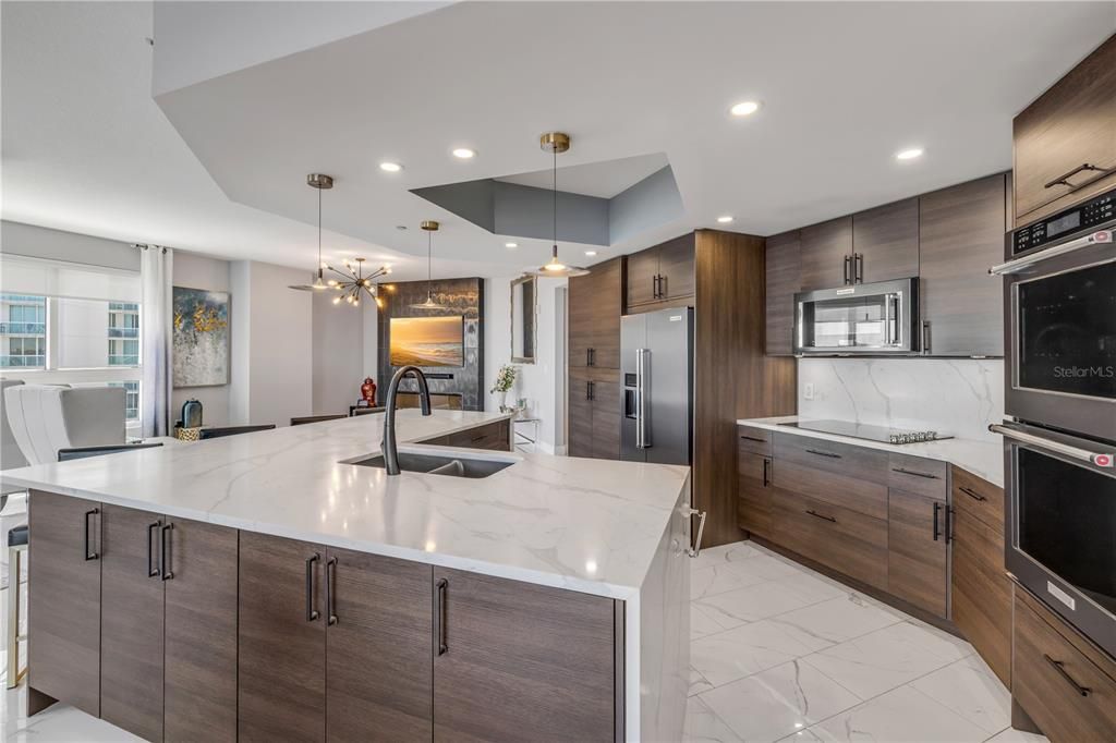 For Sale: $594,000 (3 beds, 3 baths, 2239 Square Feet)