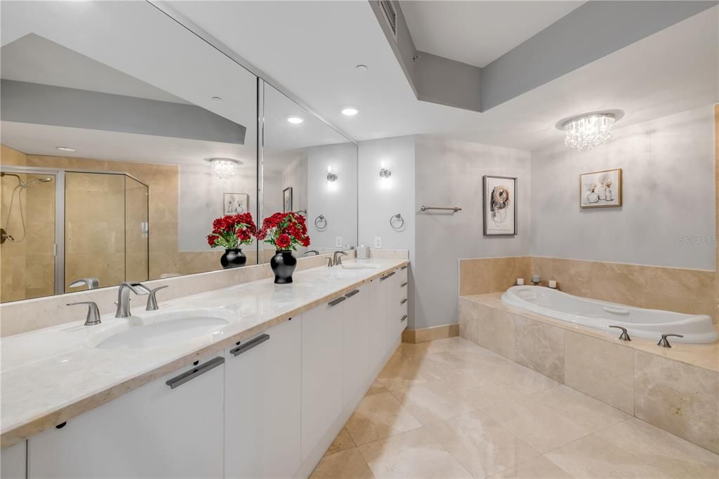 For Sale: $594,000 (3 beds, 3 baths, 2239 Square Feet)