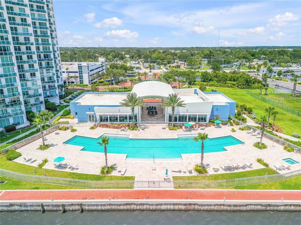 For Sale: $594,000 (3 beds, 3 baths, 2239 Square Feet)