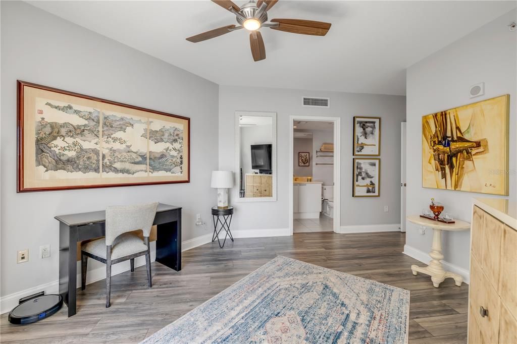 For Sale: $594,000 (3 beds, 3 baths, 2239 Square Feet)