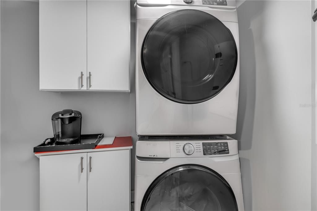 For Sale: $594,000 (3 beds, 3 baths, 2239 Square Feet)