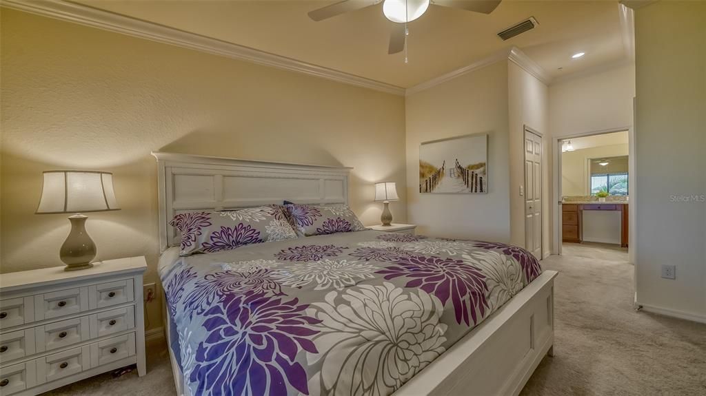 В аренду: $6,500 (2 спален, 2 ванн, 1336 Квадратных фут)