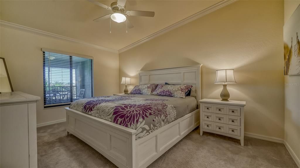 В аренду: $6,500 (2 спален, 2 ванн, 1336 Квадратных фут)