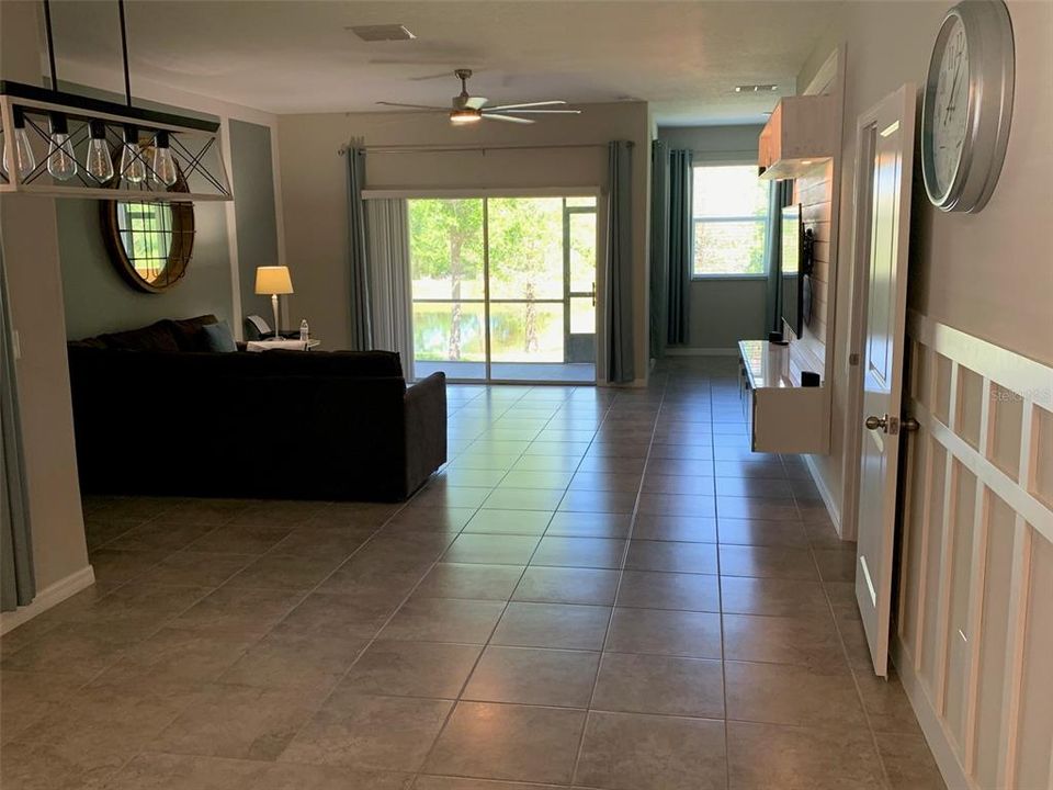 待售: $345,900 (4 贝兹, 2 浴室, 2209 平方英尺)