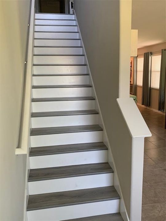 待售: $345,900 (4 贝兹, 2 浴室, 2209 平方英尺)