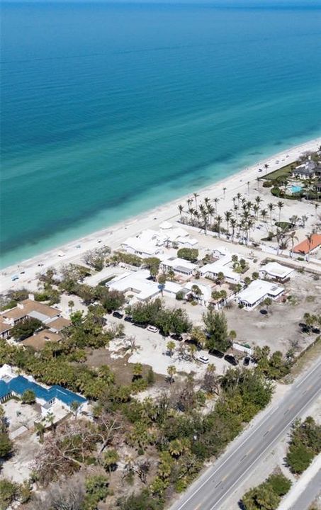 En Venta: $3,875,000 (0.29 acres)