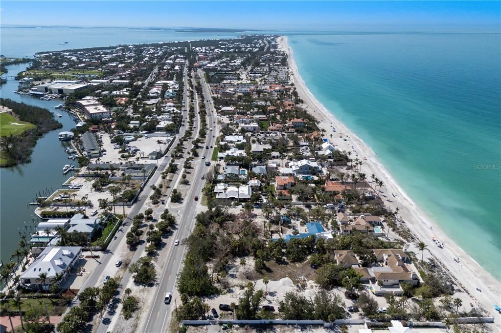 En Venta: $3,875,000 (0.29 acres)