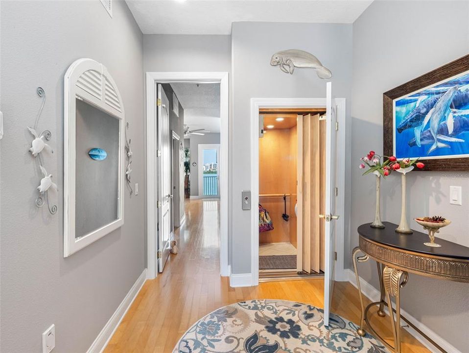 For Sale: $1,247,000 (3 beds, 3 baths, 2041 Square Feet)