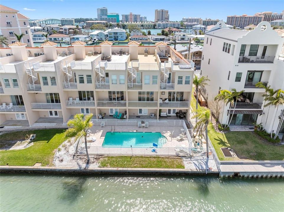 For Sale: $1,247,000 (3 beds, 3 baths, 2041 Square Feet)